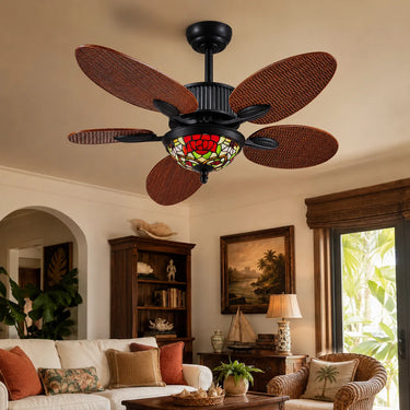 Kviflon 8250 tropical ceiling fan with Tiffany light installed in a living room